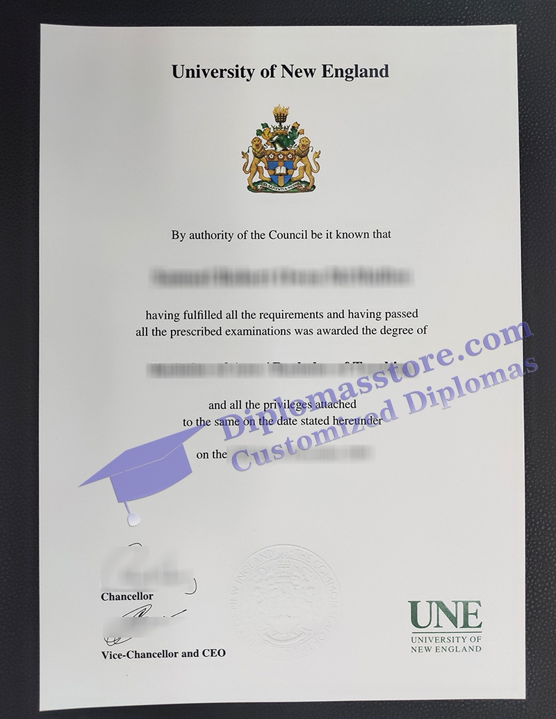 University of New England degree, UNE diploma,